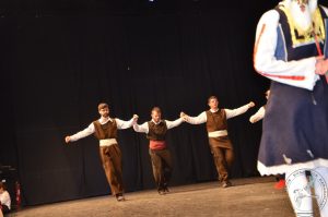 2016 “Χορεύω, παίζω και σου τραγουδώ”