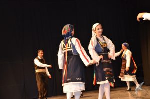 2016 “Χορεύω, παίζω και σου τραγουδώ”