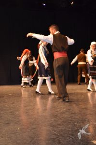 2016 “Χορεύω, παίζω και σου τραγουδώ”