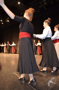 2016 “Χορεύω, παίζω και σου τραγουδώ”