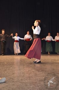 2016 “Χορεύω, παίζω και σου τραγουδώ”