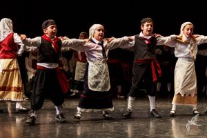 2017 “Πιάστε το χορό μικροί, μεγάλοι”