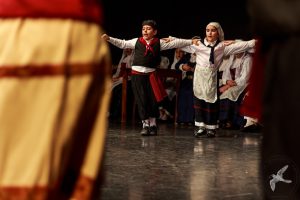 2017 “Πιάστε το χορό μικροί, μεγάλοι”