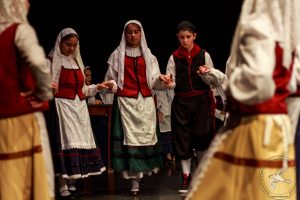 2017 “Πιάστε το χορό μικροί, μεγάλοι”