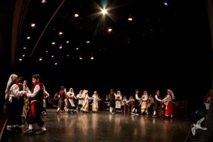 2017 “Πιάστε το χορό μικροί, μεγάλοι”