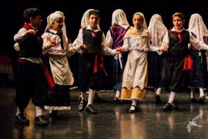 2017 “Πιάστε το χορό μικροί, μεγάλοι”