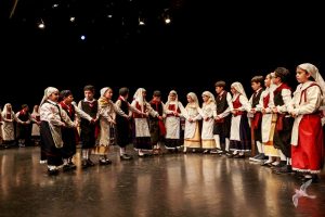 2017 “Πιάστε το χορό μικροί, μεγάλοι”