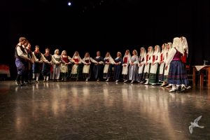 2017 “Πιάστε το χορό μικροί, μεγάλοι”