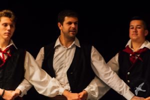 2017 “Πιάστε το χορό μικροί, μεγάλοι”