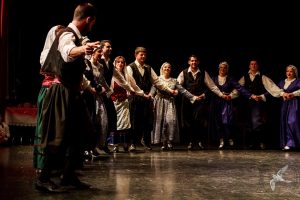 2017 “Πιάστε το χορό μικροί, μεγάλοι”