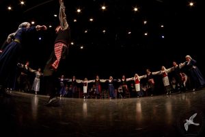 2017 “Πιάστε το χορό μικροί, μεγάλοι”