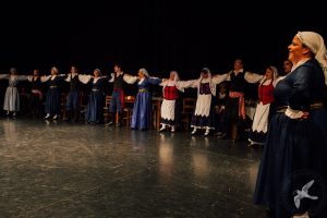 2017 “Πιάστε το χορό μικροί, μεγάλοι”