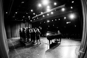 2017 “Χορεύω, παίζω και σου τραγουδώ”