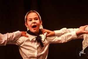 2017 “Χορεύω, παίζω και σου τραγουδώ”