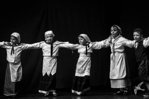 2017 “Χορεύω, παίζω και σου τραγουδώ”