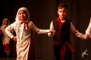 2017 “Χορεύω, παίζω και σου τραγουδώ”