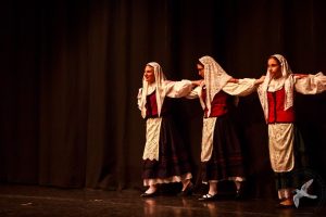 2017 “Χορεύω, παίζω και σου τραγουδώ”