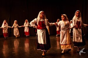 2017 “Χορεύω, παίζω και σου τραγουδώ”