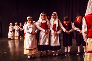 2017 “Χορεύω, παίζω και σου τραγουδώ”