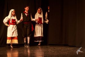 2017 “Χορεύω, παίζω και σου τραγουδώ”