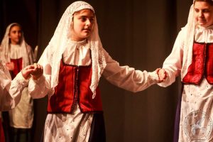 2017 “Χορεύω, παίζω και σου τραγουδώ”