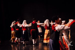 2017 “Χορεύω, παίζω και σου τραγουδώ”