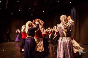 2017 “Χορεύω, παίζω και σου τραγουδώ”