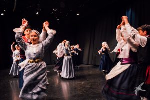 2017 “Χορεύω, παίζω και σου τραγουδώ”