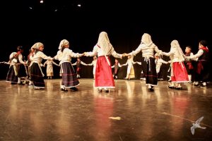 2016 “Χορεύω, παίζω και σου τραγουδώ”