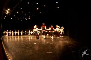 2016 “Χορεύω, παίζω και σου τραγουδώ”