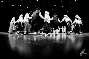 2016 “Χορεύω, παίζω και σου τραγουδώ”