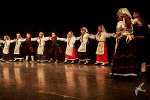 2016 “Χορεύω, παίζω και σου τραγουδώ”