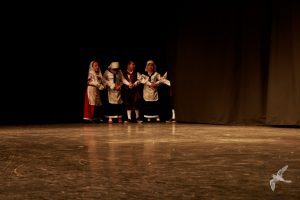 2016 “Χορεύω, παίζω και σου τραγουδώ”