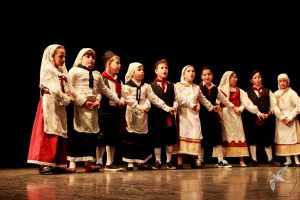 2016 “Χορεύω, παίζω και σου τραγουδώ”