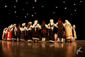 2016 “Χορεύω, παίζω και σου τραγουδώ”