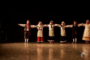 2016 “Χορεύω, παίζω και σου τραγουδώ”