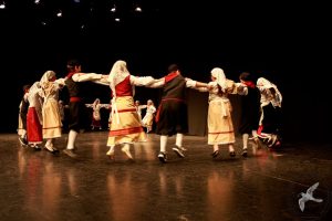 2016 “Χορεύω, παίζω και σου τραγουδώ”