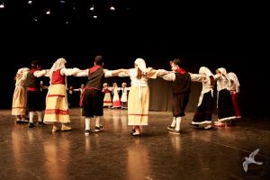 2016 “Χορεύω, παίζω και σου τραγουδώ”