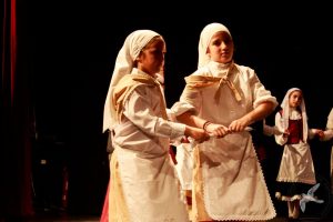 2016 “Χορεύω, παίζω και σου τραγουδώ”