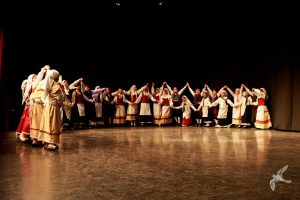 2016 “Χορεύω, παίζω και σου τραγουδώ”