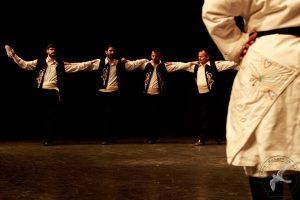 2016 “Χορεύω, παίζω και σου τραγουδώ”