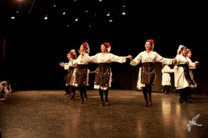 2016 “Χορεύω, παίζω και σου τραγουδώ”