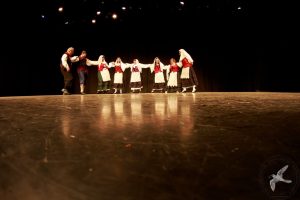 2016 “Χορεύω, παίζω και σου τραγουδώ”