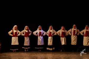 2016 “Χορεύω, παίζω και σου τραγουδώ”