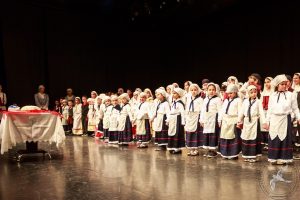 2017 “Πιάστε το χορό μικροί, μεγάλοι”