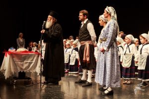 2017 “Πιάστε το χορό μικροί, μεγάλοι”