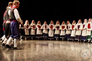 2017 “Πιάστε το χορό μικροί, μεγάλοι”