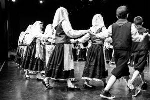 2017 “Πιάστε το χορό μικροί, μεγάλοι”