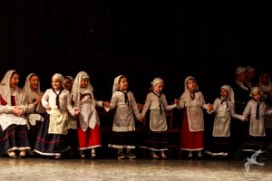 2017 “Πιάστε το χορό μικροί, μεγάλοι”