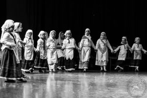 2017 “Πιάστε το χορό μικροί, μεγάλοι”